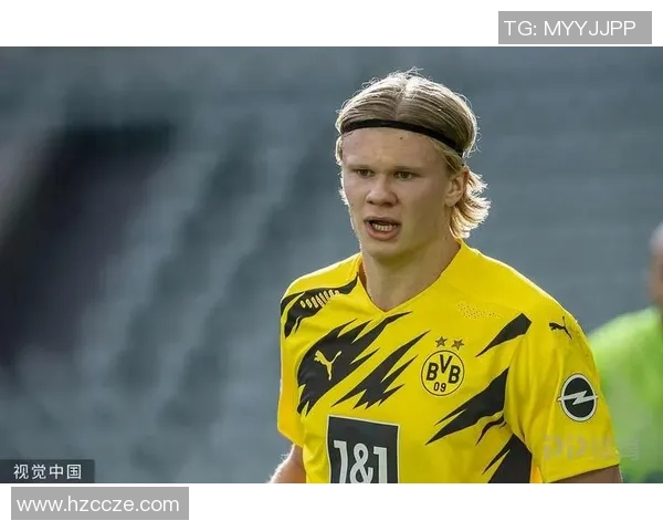 热搜榜第一！哈兰德因一举动刷屏全网